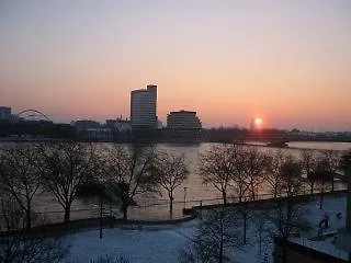 Hotel Römerhafen 3*