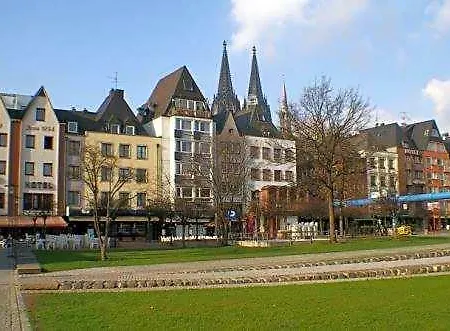Roemerhafen Кёльн