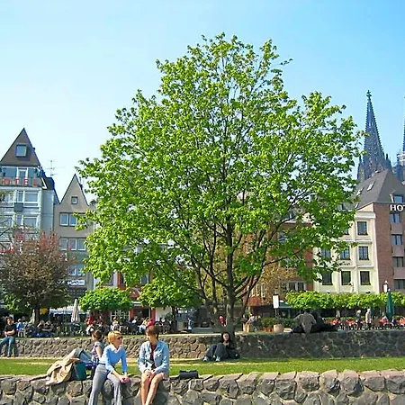 Roemerhafen فندق 3*