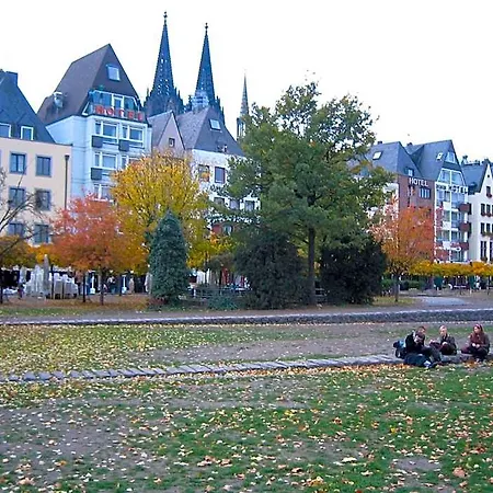 Roemerhafen 3*