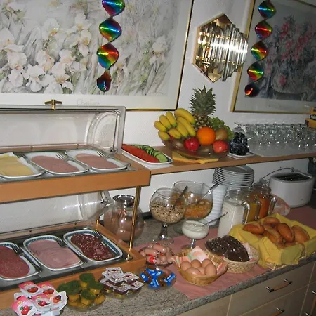 Hotel Roemerhafen Köln